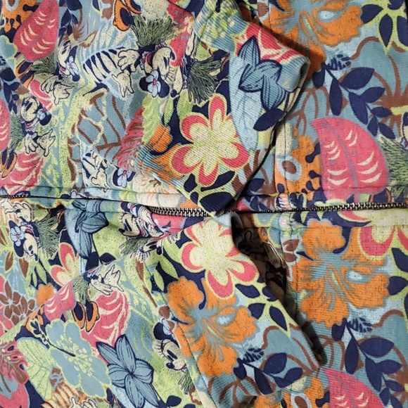 DISNEY SWEATSHIRT - Picture 6 of 6